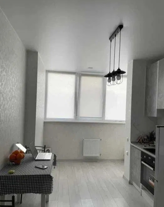 продажа однокомнатной квартиры номер A-174443 в Малиновском районе, фото номер 10